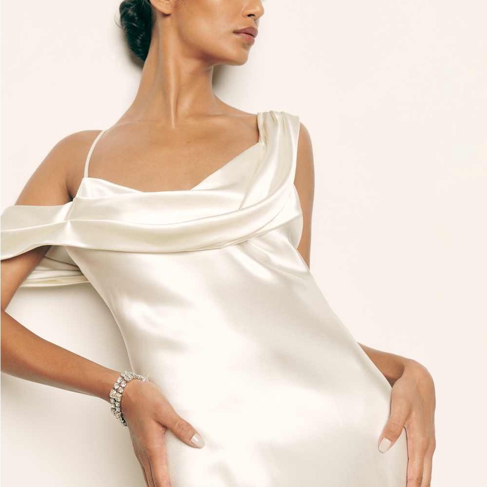NWT Reformation Ronda Silk Dress in Ivory - Picture 3 of 10